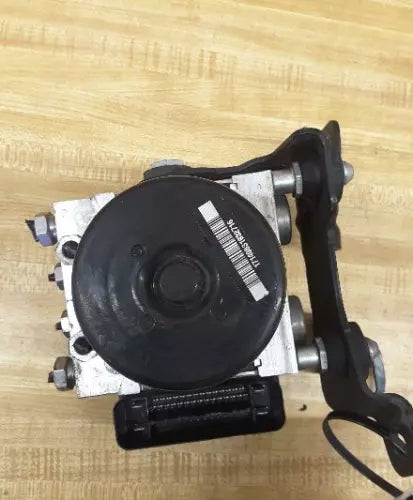 2010-2012 Ford Fusion Anti Lock Brake Actuator Pump ABS NON HYBRID - Used OEM Auto Part