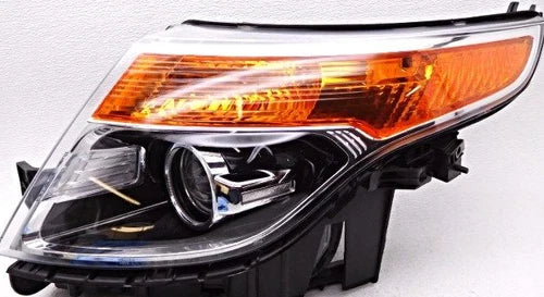 2013-2015 FORD EXPLORER LH DRIVER SIDE HEADLIGHT ASSEMBLY W/O POLICE PACKAGE - Used OEM Auto Part