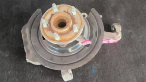 2008-2012 Jeep Liberty Passenger Right Front Spindle Knuckle OEM - Used