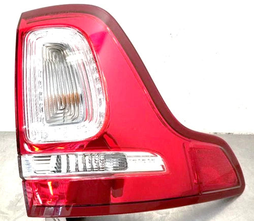 2011-2015 Ford Explorer Passenger & Driver Tail Light Assembly Twist Signal OEM - Used