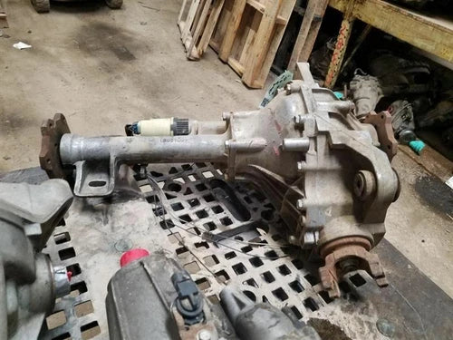 1999-2007 Chevy Silverado GMC Sierra 1500 Front Differential Carrier 3.73 Ratio - Used OEM Auto Part