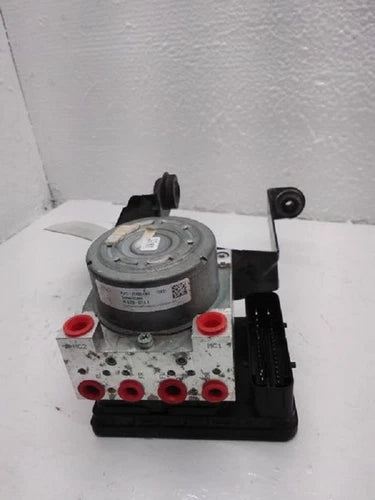 2016-2018 Ford Focus ABS Anti Lock Brake Actuator Pump OEM - Used