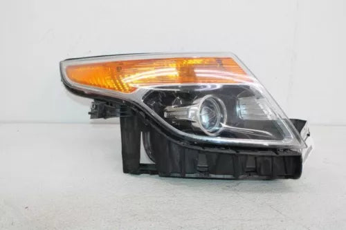 2011-2012 Ford Explorer Front Right Passenger Headlight Halogen Assembly Oem - Used