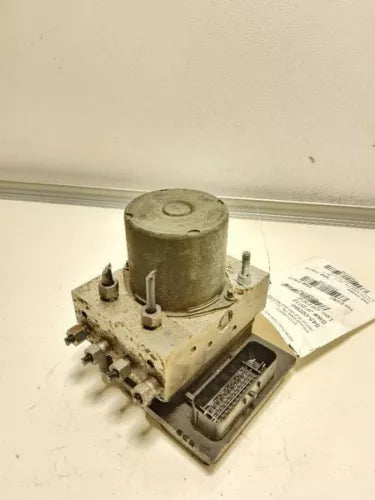 2012 Jeep Liberty ABS Anti-Lock Brake Pump Module Assembly OEM - Used
