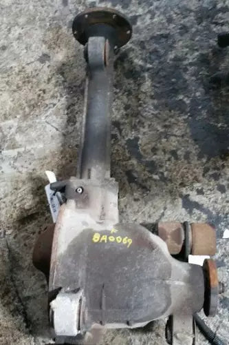 2004-2005 Ford F-150 New Style Front Carrier Assembly OEM 3.73 Ratio - Used