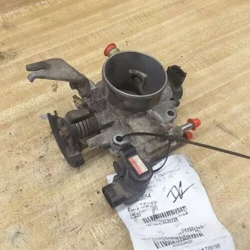 2003-2005 Toyota Corolla Matrix FWD 1.8L 1ZZFE Oem Throttle Valve Body Assembly - Used