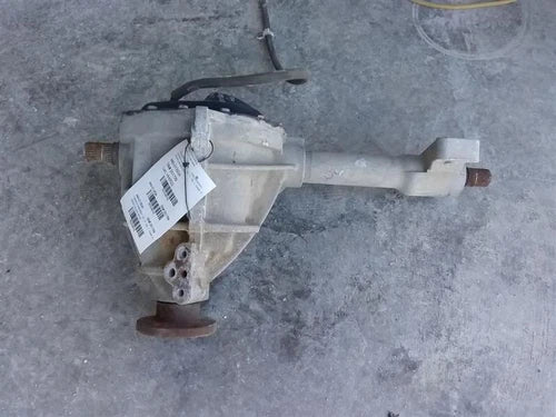 2004-2009 Dodge Durango Front Axle Differential Carrier 3.55 Ratio Aspen OEM - Used