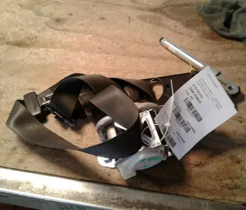 2014-2016 Chevy Malibu Front Left Driver Seat Belt Retractor Assembly Black OEM - Used