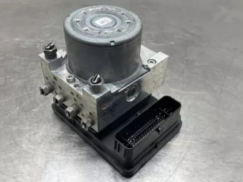 2016 Land Rover Evoque Anti-Lock Brake Pump Assembly Oem - Used