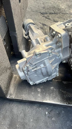 2014-2019 Toyota Highlander Transfer Case Assembly OEM - Used
