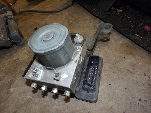 2013-2014 Toyota Camry ABS Anti Lock Brake Actuator Pump - Used OEM Auto Part
