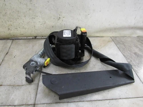 2017 Ford Escape Front Left Driver Seat Belt Retractor Assembly Black Pre-owned. - Used OEM Auto Part