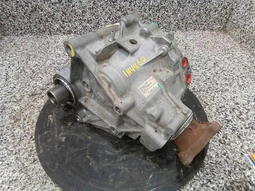 2013-2019 Ford Explorer 3.5L Transfer Case With Oil Cooler Assembly OEM - Used