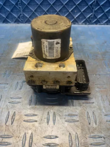2013-2014 Ford F-150 F150 4x4 ABS Anti Lock Brake Pump Module Assembly OEM - Used