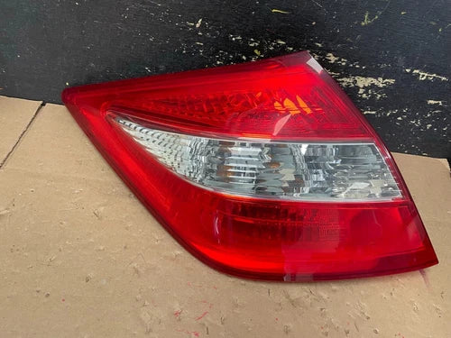 Honda Accord Crosstour 2010-2012 Tail light Left Driver LH Side Oem - Used