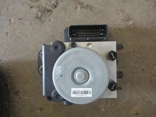 2014-2015 Kia Sorento ABS Pump Assembly with Warranty OEM - Used