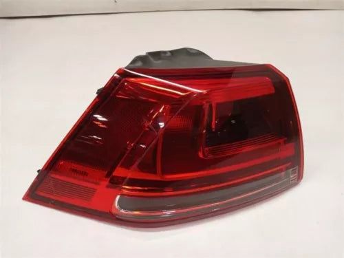 2015-2017 VOLKSWAGEN GTI REAR RIGHT TAIL LIGHT ASSEMBLY QUATER PANEL MOUNTED - Used OEM Auto Part