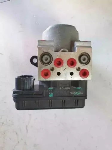 2005-2008 Toyota Tacoma ABS Anti-Lock Brake Pump Actuator Assembly 4X4 OEM 05-08 - Used