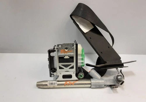 2014-2020 Nissan Rogue Left Driver Side Front Seat Belt Retractor Black OEM - Used