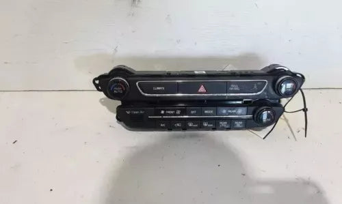 2016-2020 Kia Sedona A/C Heater Temperature Climate Control W/Navigation - OEM. - Used