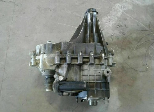 1999 - 2001 CHEVROLET SUBURBAN 1500 TRANSFER CASE ASSEMBLY - Used OEM Auto Part