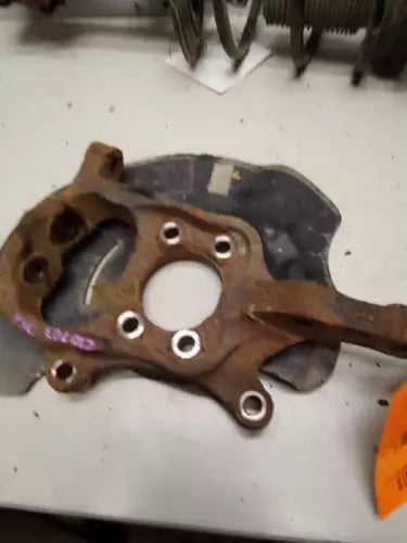 2009-2016 Hyundai Genesis Passenger Right Front Spindle Knuckle OEM - Used