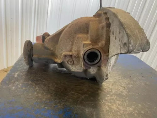 2003-2005 Lincoln Navigator Rear Axle Differential Carrier Assembly 3.73 Ratio - Used OEM Auto Part