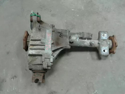 2005-2007 Chevy Silverado 1500 Front Axle Differential Carrier 3.42 Ratio OEM - Used