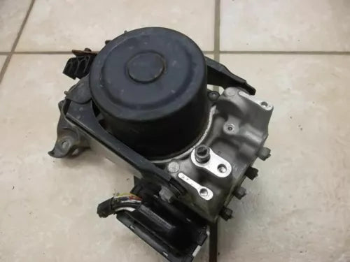 2006-2008 Toyota Rav4 ABS Pump Assembly 6 Cylinder 4X4 with Warranty OEM - Used