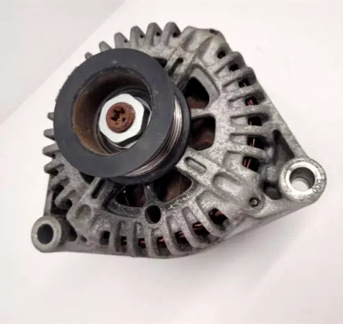 2005-2006 Chevrolet Equinox Alternator Generator Charging Assembly Engine Oem - Used