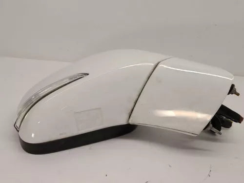 2017-2020 Buick Encore Mirror Door W/O Memory W/O Blind Sport Alert RH White - Used OEM Auto Part
