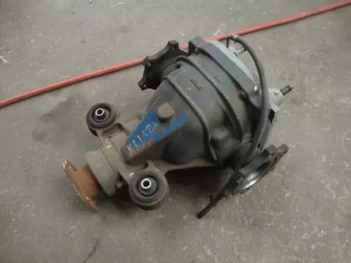 2004-2006 Nissan Armada 3.36 Ratio Rear Axle Differential Carrier Assembly - Used OEM Auto Part
