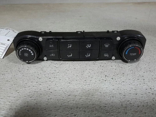 2014-2019 Chevrolet Silverado 1500 Heater AC Temperature Climate Controls OEM - Used