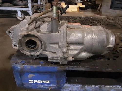 2003 - 2004 Honda CRV CR-V Rear Axle Differential Carrier Assembly OEM - Used
