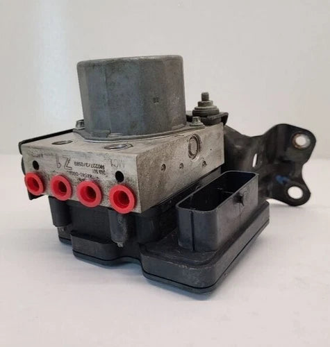 2013 - 2014 Toyota Camry Anti Lock Brake Abs Pump Assembly ID 44540-06080 OEM - Used