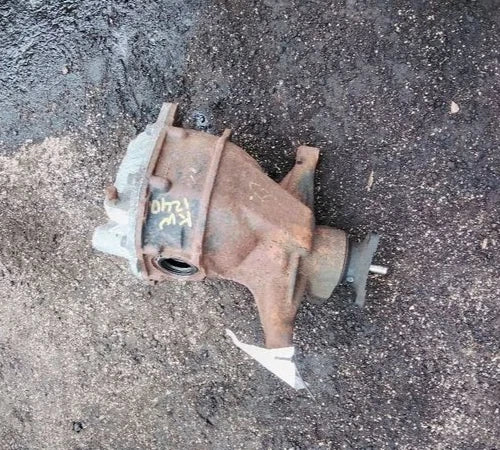 2009-2014 Hyundai Genesis Rear Axle Differential Carrier 3.8L 3.91 Ratio OEM - Used