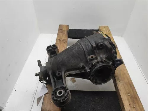 1998-2005 Lexus GS300 Rear Differential Carrier Rear Axle 3.92 Ratio OEM - Used
