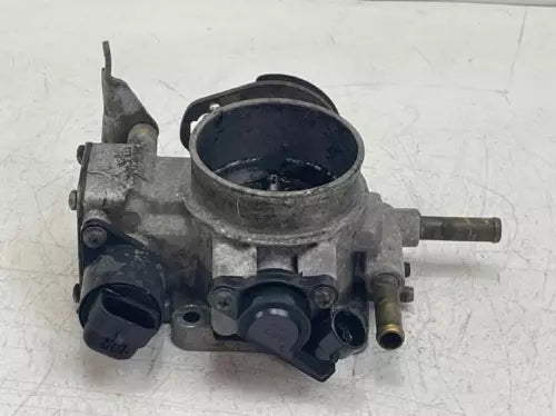 Throttle Body Valve Assembly 4 Cyl Fits 1998 1999 2000 ISUZU AMIGO 2.2L - Used OEM Auto Part