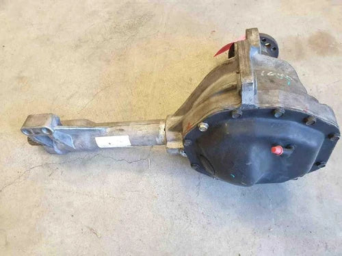 2002-2005 Dodge RAM-1500 Front Differential Carrier Assembly 3.92 Ratio OEM - Used