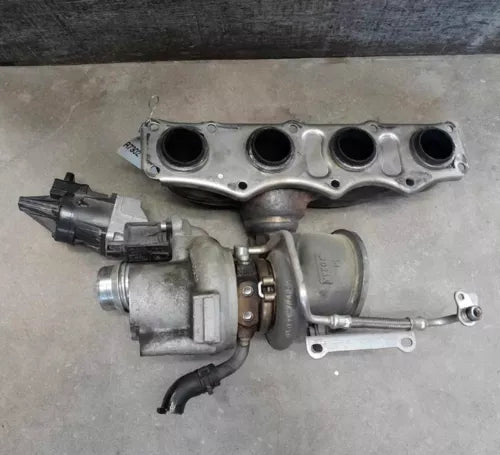 2012-2016 BMW 328i F30 2.0L N26 Turbocharger w/ Exhaust Manifold - Used OEM Auto Part