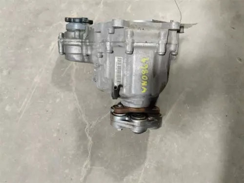 2013-2015 BMW 328i Transfer Case Assembly OEM - Used