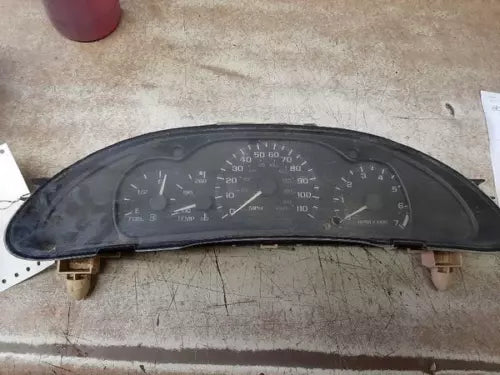 2000-2005 Chevy Cavalier Speedometer Instrument Gauge Cluster W/ Tachometer OEM - Used
