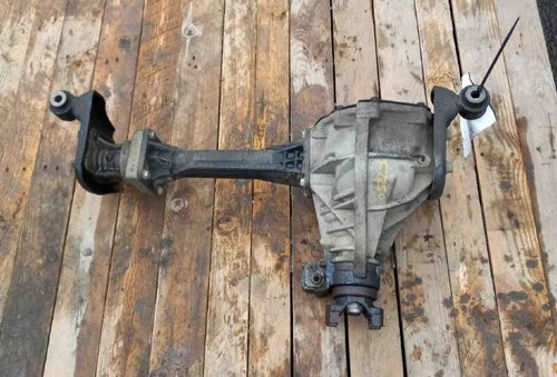 2006-2010 Hummer H3 Front Differential Carrier Assembly 3.7L OEM - Used