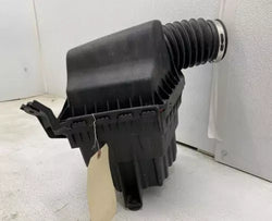 2021-2022 Dodge Caravan Pacifica Air Intake Box Cleaner OEM - Used