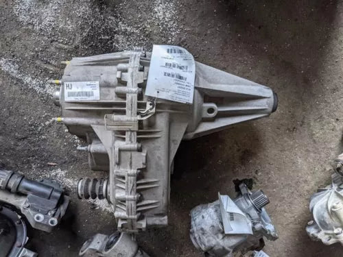 2007-2014 GMC Yukon Denali Transfer Case AWD in Warranty OEM - Used