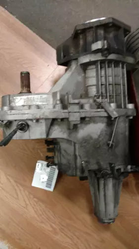 2002-2004 Oldsmobile Bravada Transfer Case Assembly OEM - Used