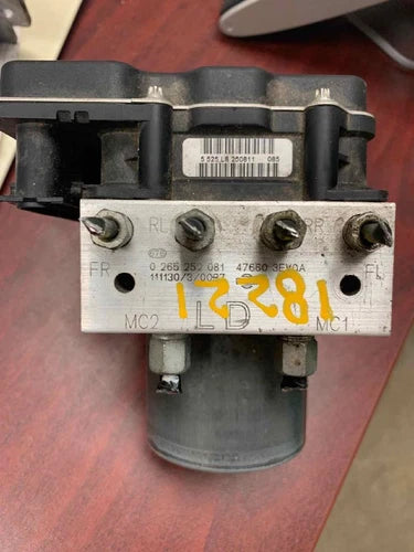 2012 Infiniti FX ABS Anti Lock Brake Actuator Pump OEM - Used