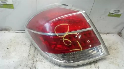 2007-2009 Saturn Aura LH Driver Side Tail Light Assembly OEM - Used