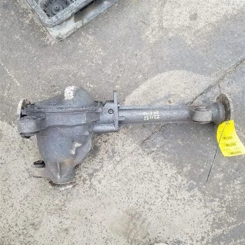 2004-2005 Ford F150 Front Axle Differential Carrier Assembly 3.55 ratio OEM - Used