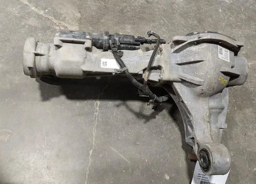 2019-2020 Chevrolet Silverado 1500 Sierra Front Carrier Assembly 3.23 Ratio SU4 - Used OEM Auto Part